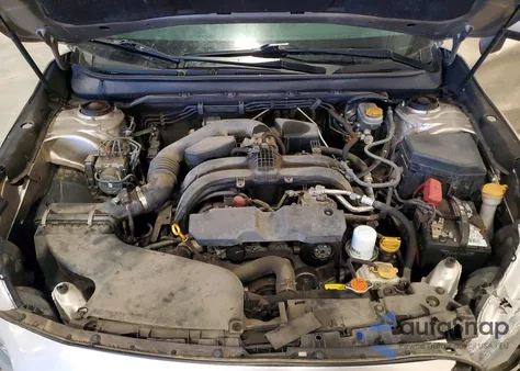 2015 Subaru Legacy 2.5I Limited z USA, uszkodzony, nr VIN 4S3BNBN6XF3061477